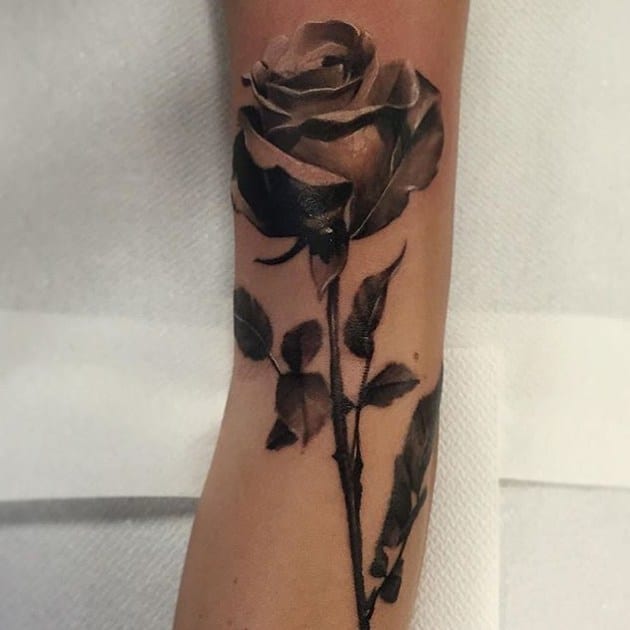 Rose Tattoo Ideas 37