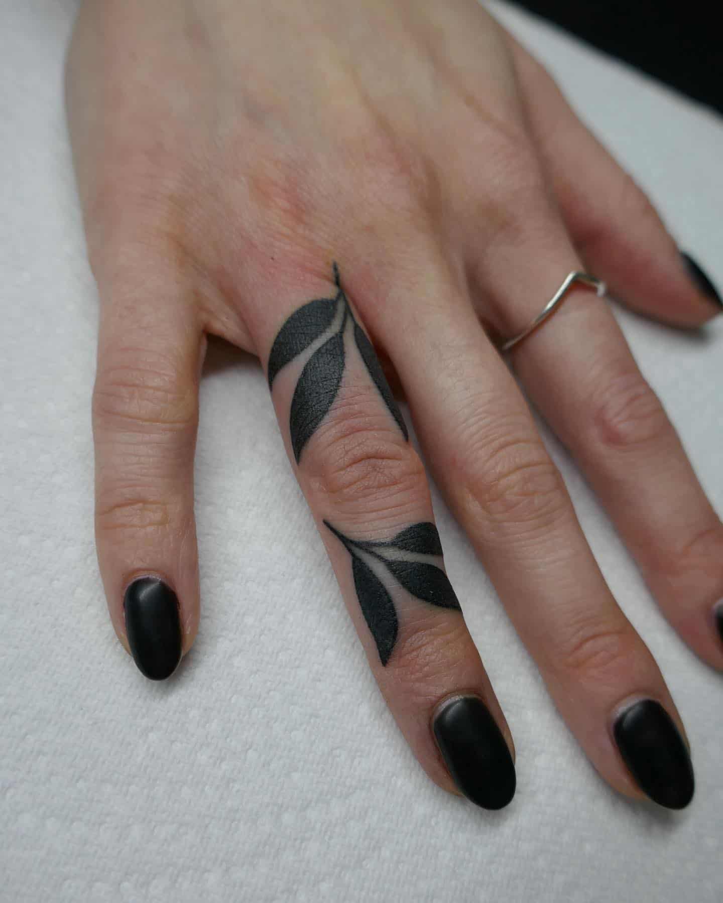 Finger Tattoo Ideas 6