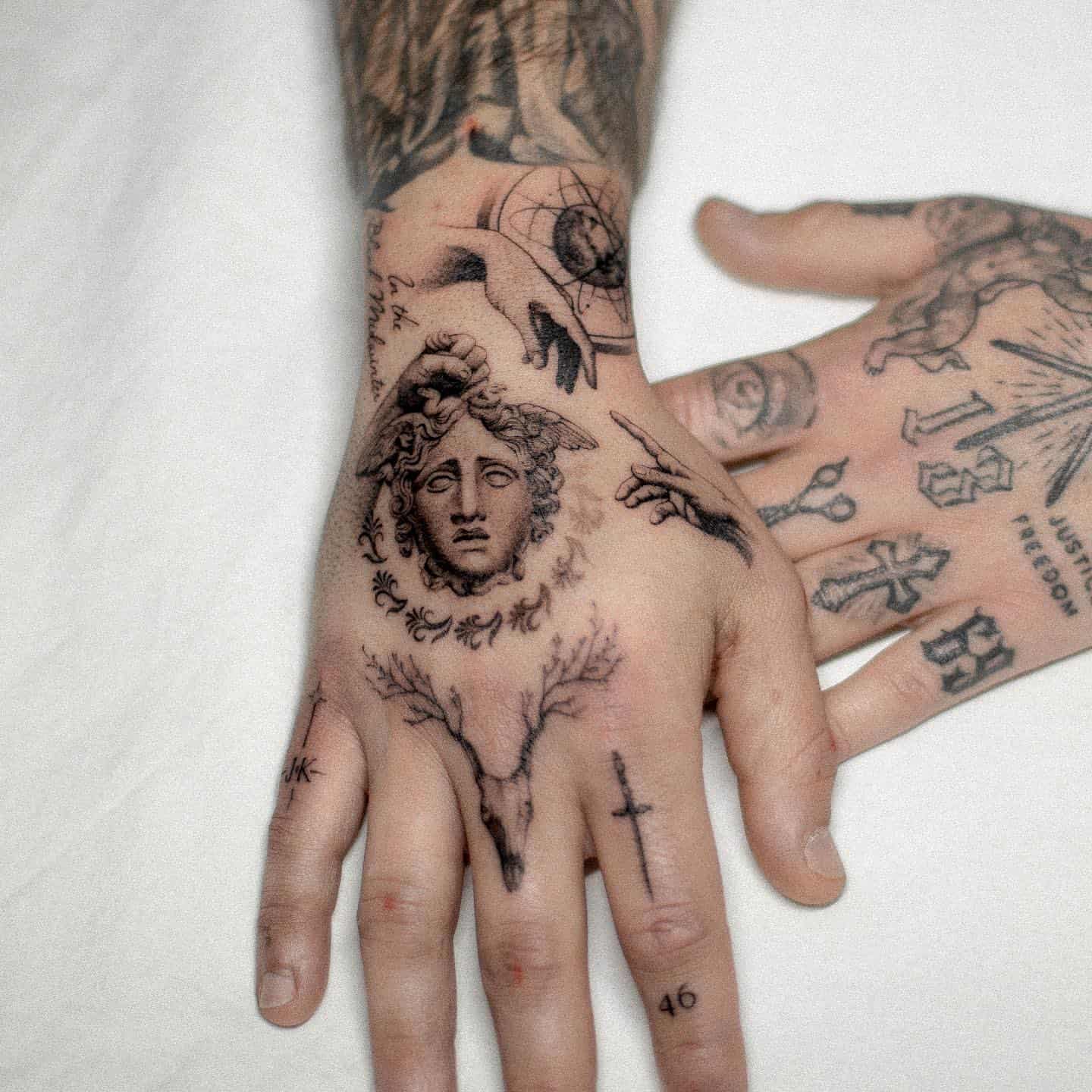 Hand Tattoo Ideas 16