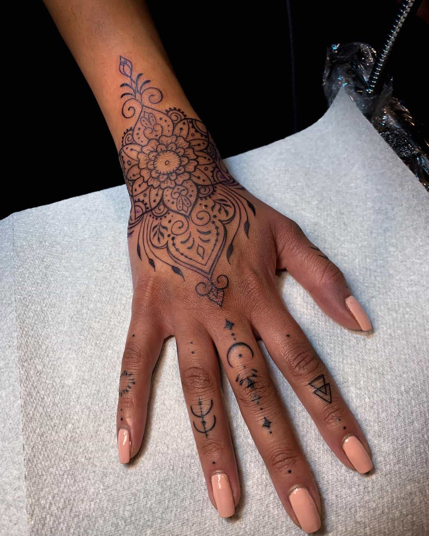 Hand Tattoo Ideas 36
