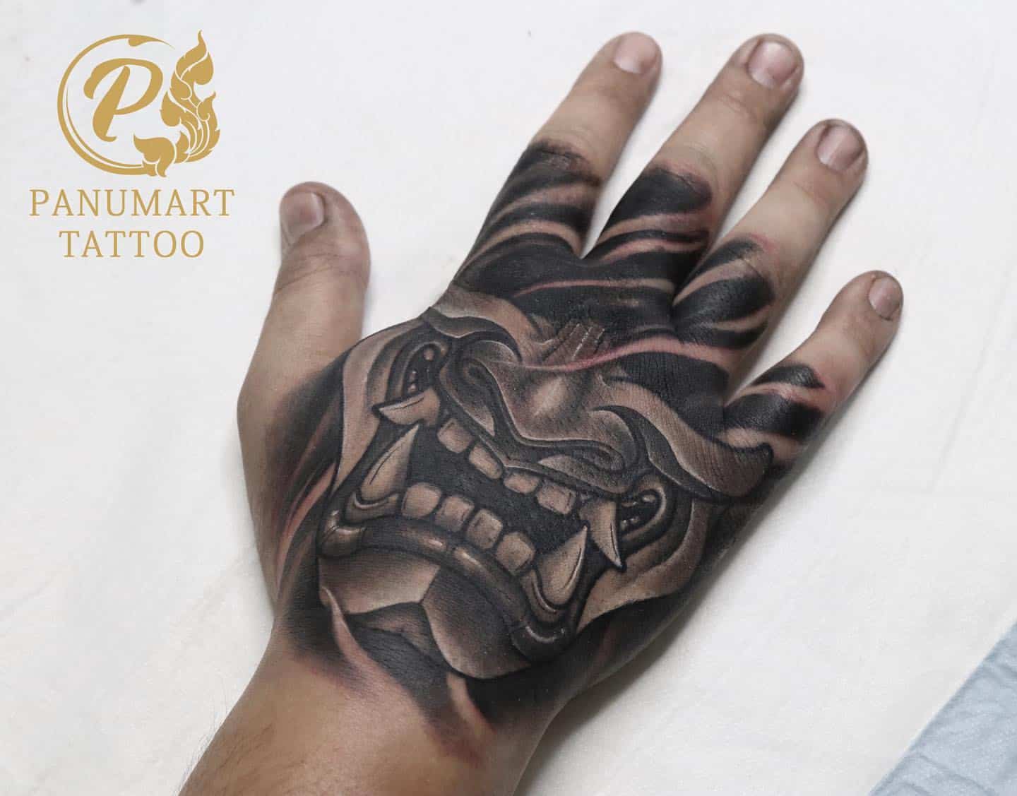 Hand Tattoo Ideas 39