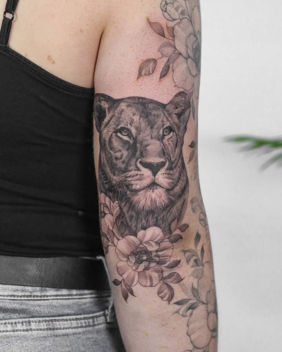 Lion Tattoo Ideas 29