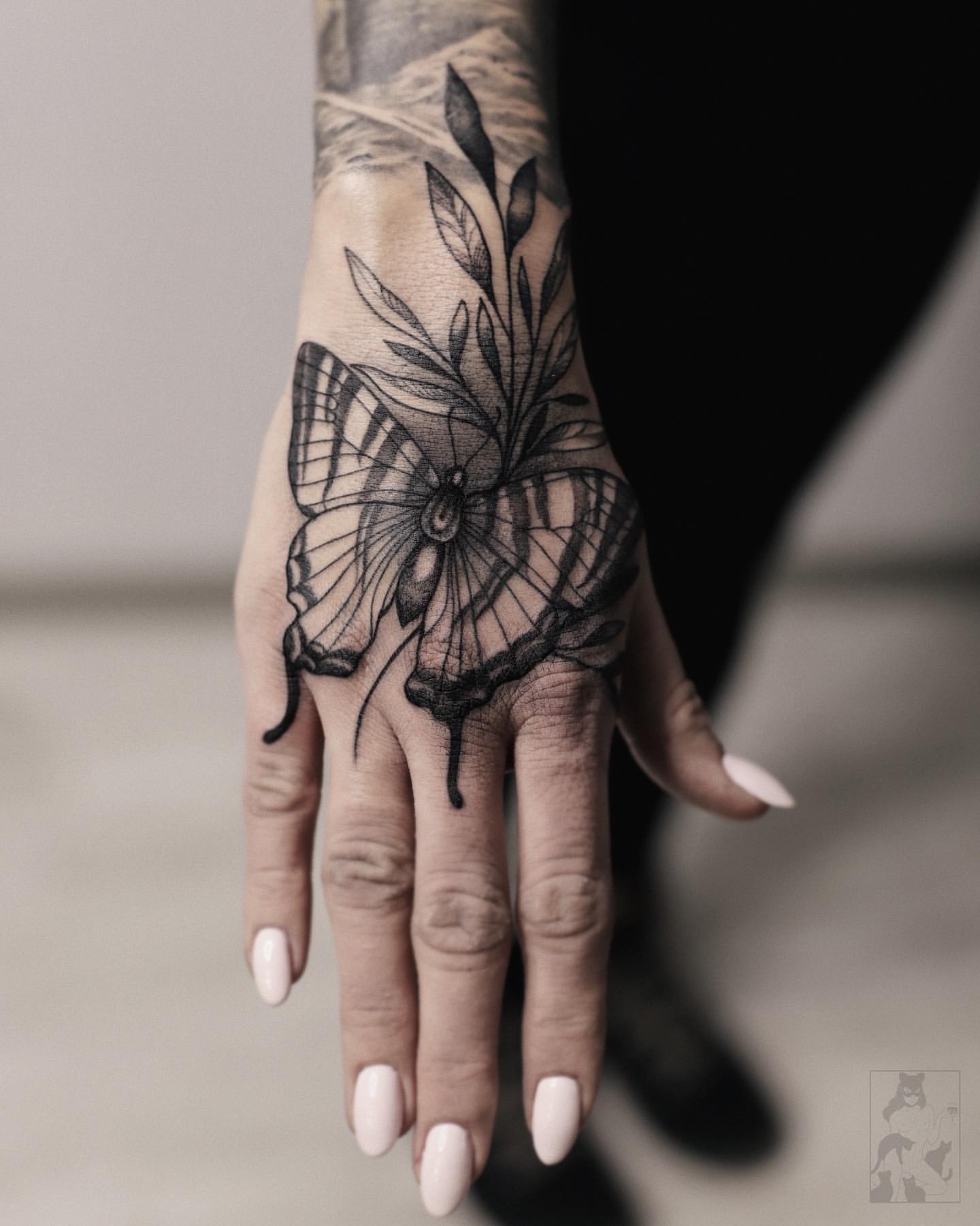 Butterfly Hand Tattoo Ideas 6
