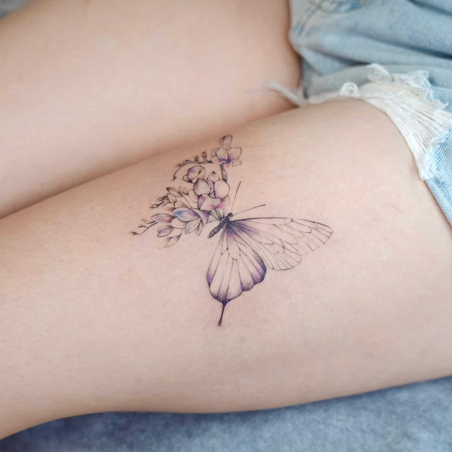 Butterfly Thigh Tattoo Ideas 7