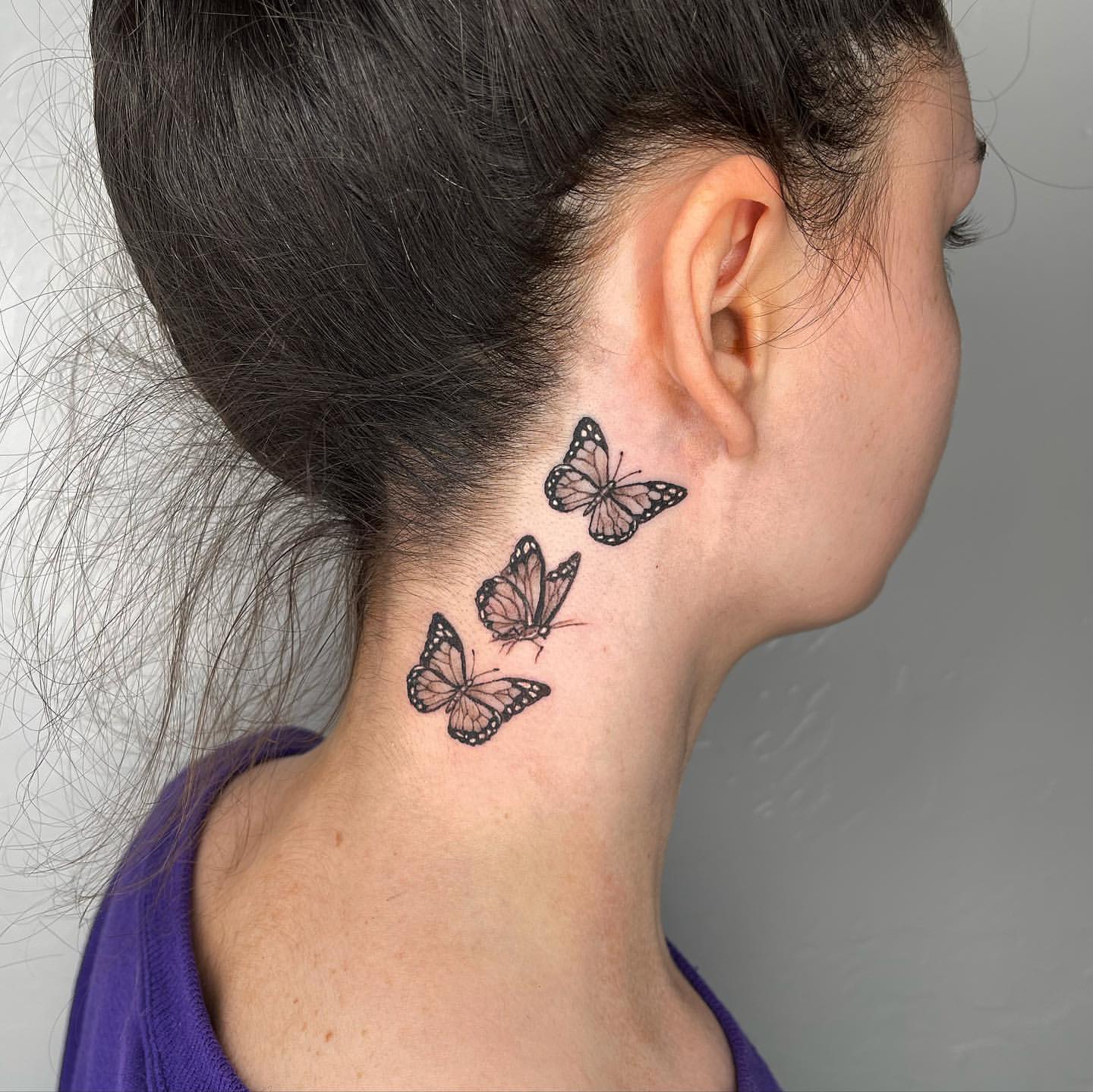 Butterfly Behind Ear Tattoo Ideas 9