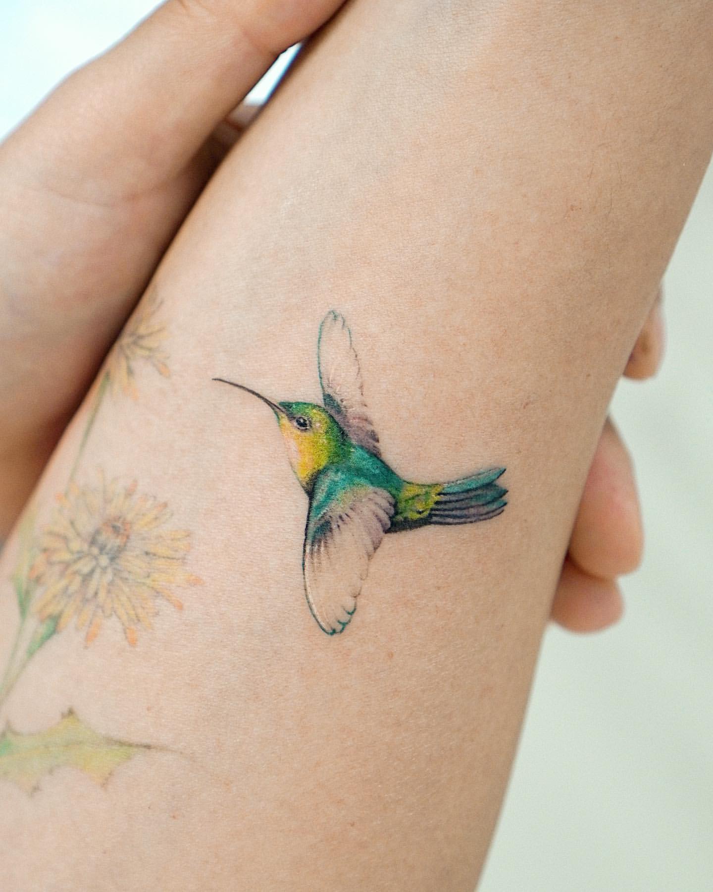 Hummingbird Tattoo Ideas 27