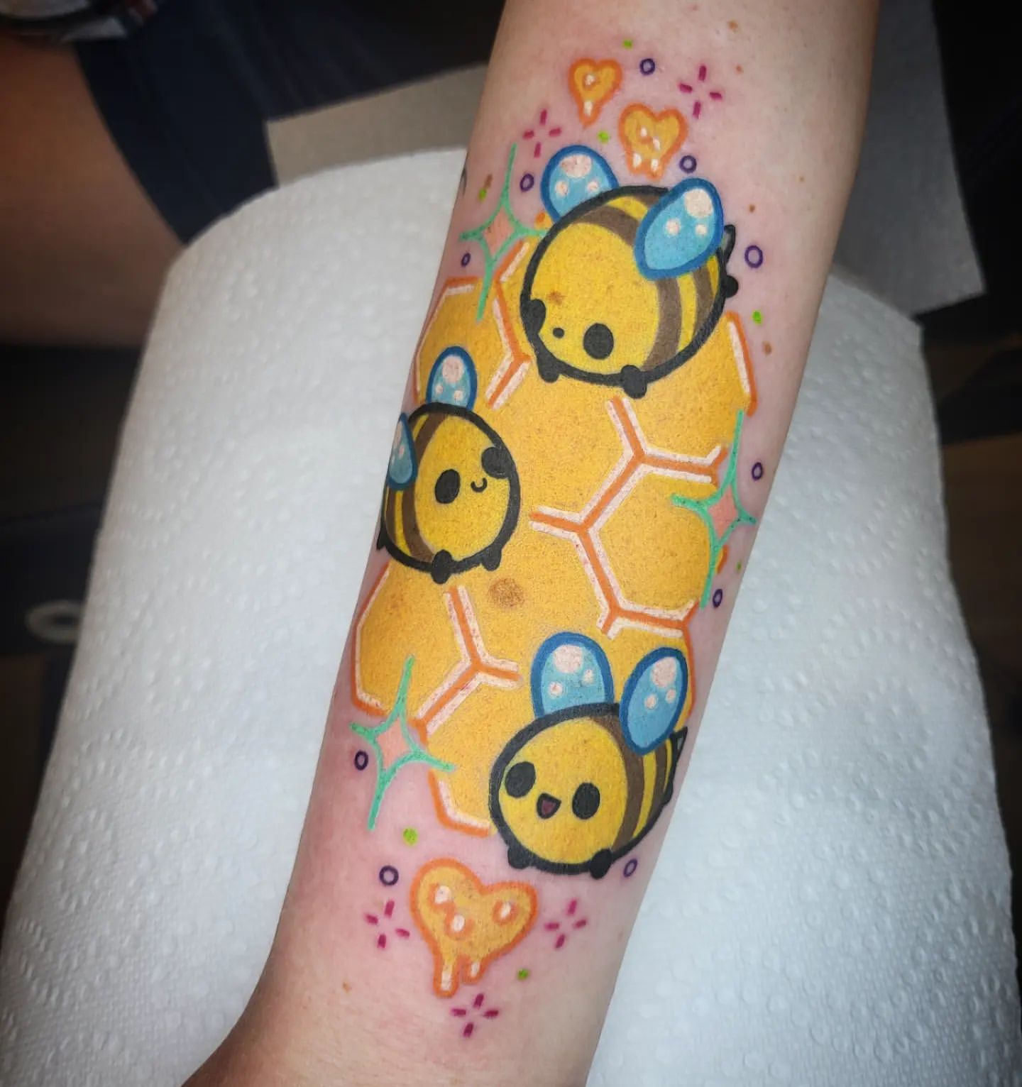 Bee Tattoo Ideas 8