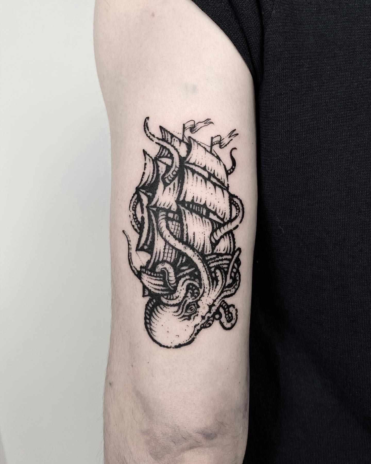 Kraken Tattoo Ideas 9