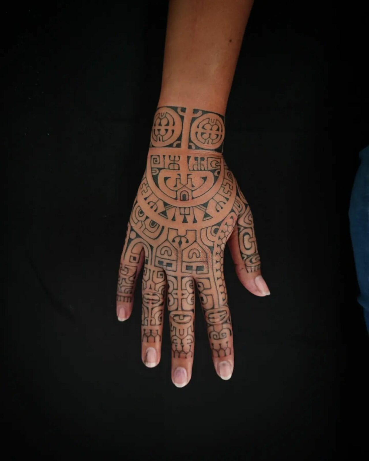 25 Incredible Polynesian Tattoo Ideas for Men & Women in 2023
