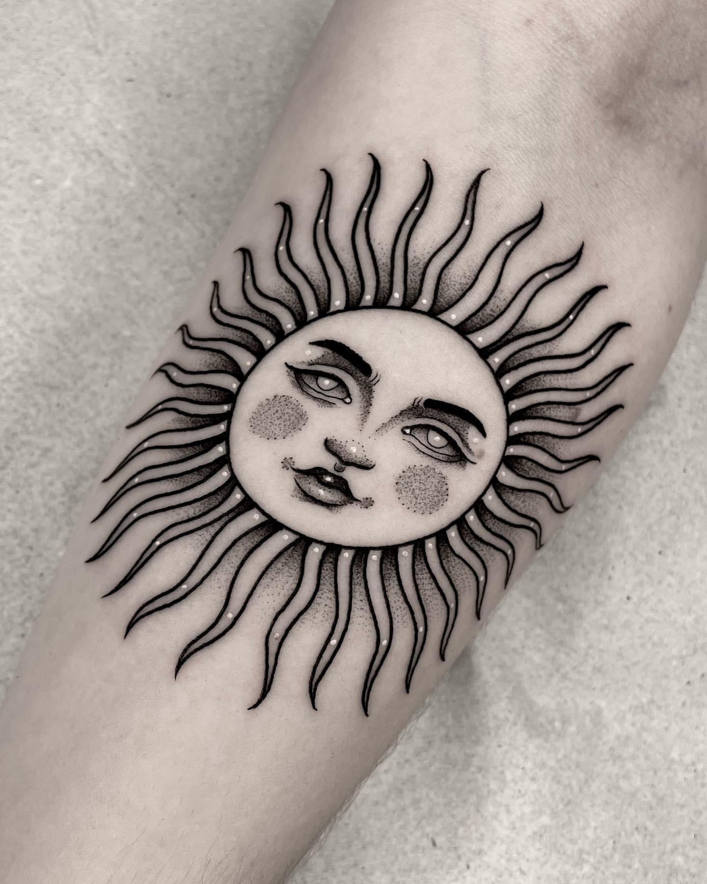 Sun Tattoo Ideas 19