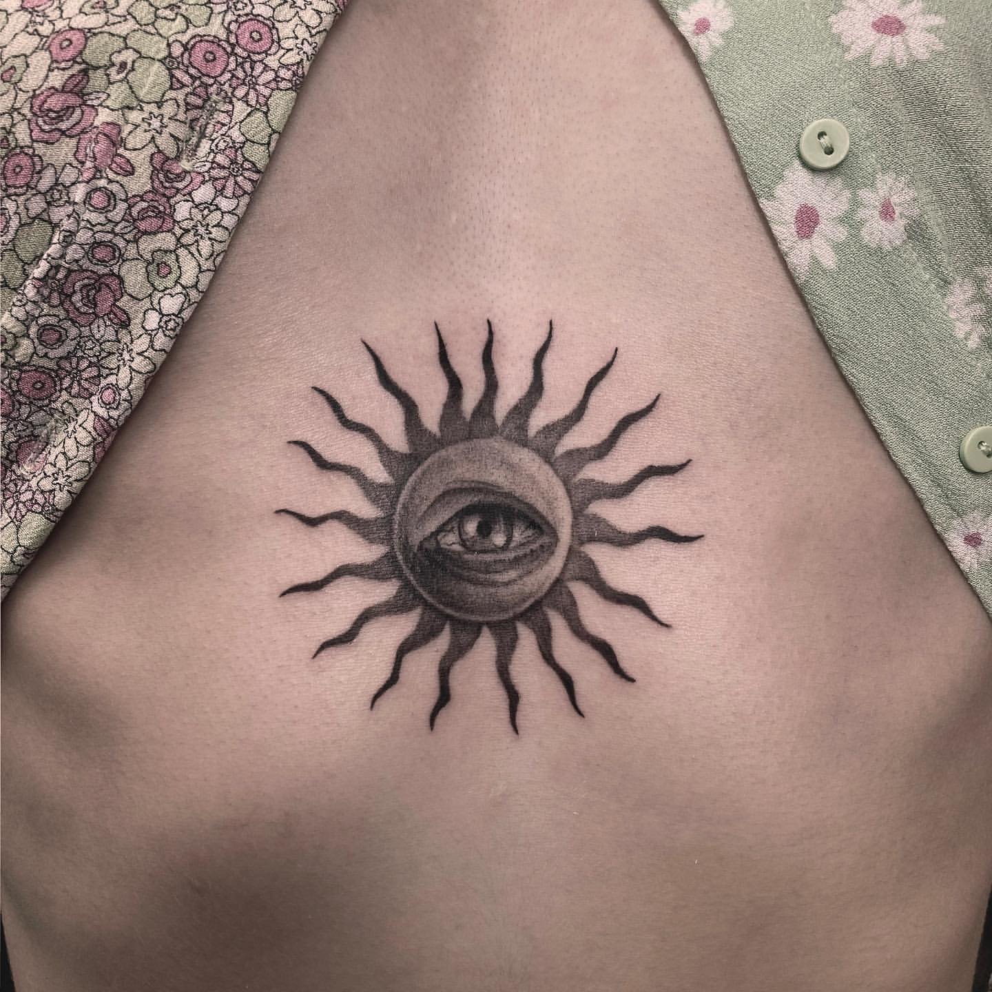 Sun Tattoo Ideas 18