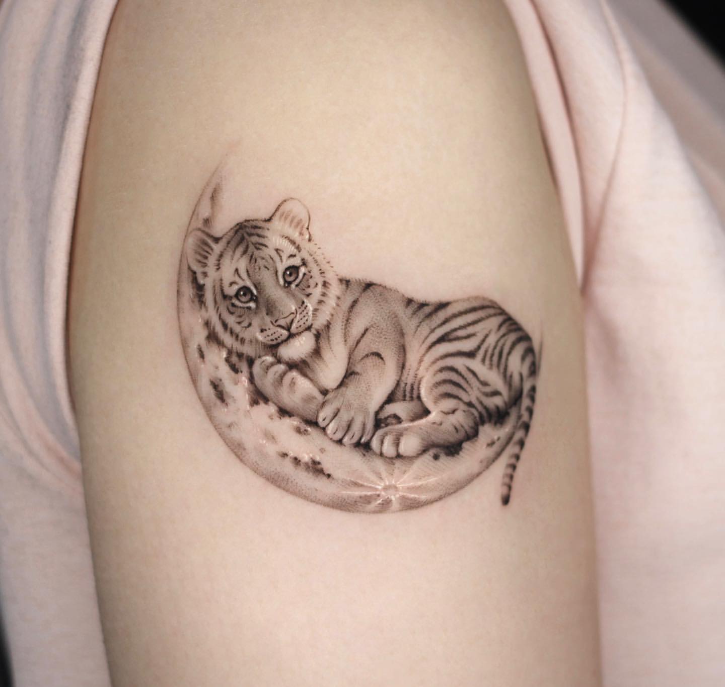 Moon Tattoo Ideas 15